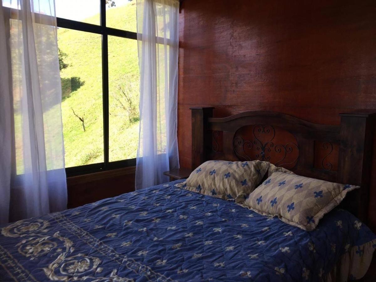 Navarro Mountain Cartago Exterior foto